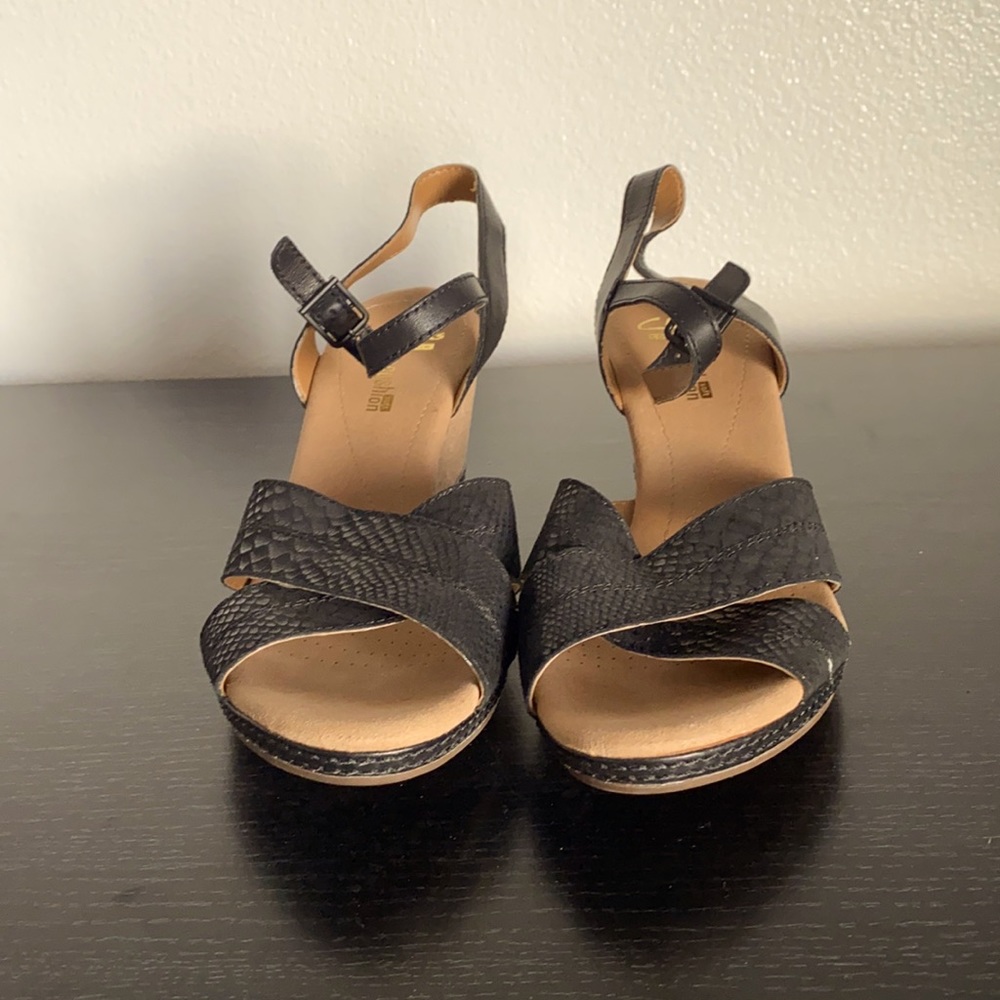 Clarks Helio Latitude sandals